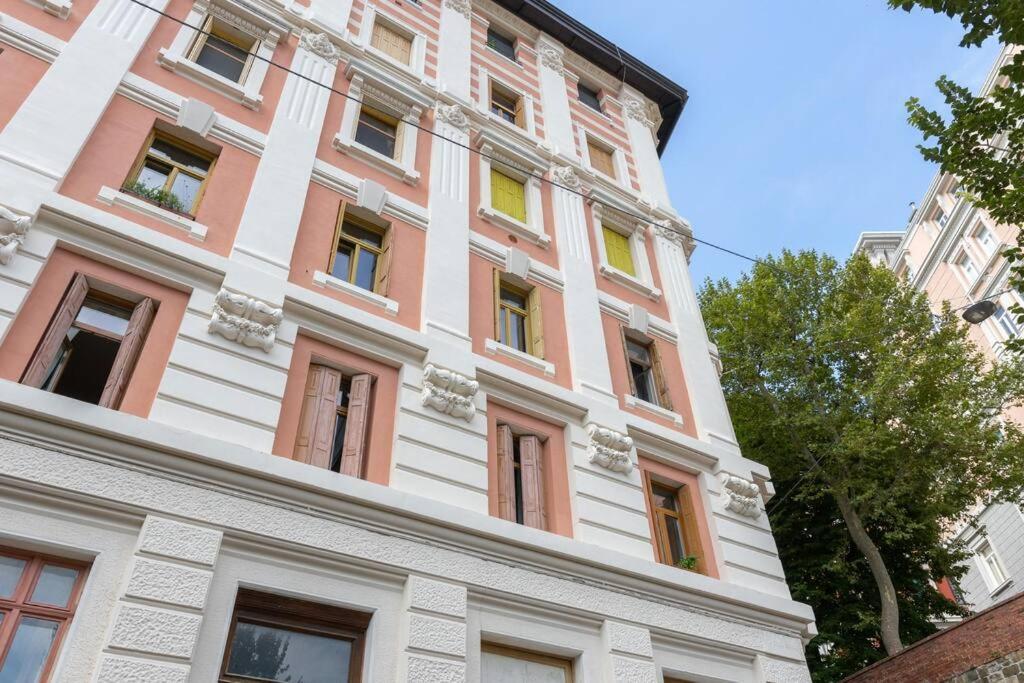 Casa Cereria - Apartment With Parking Trieste Exterior foto